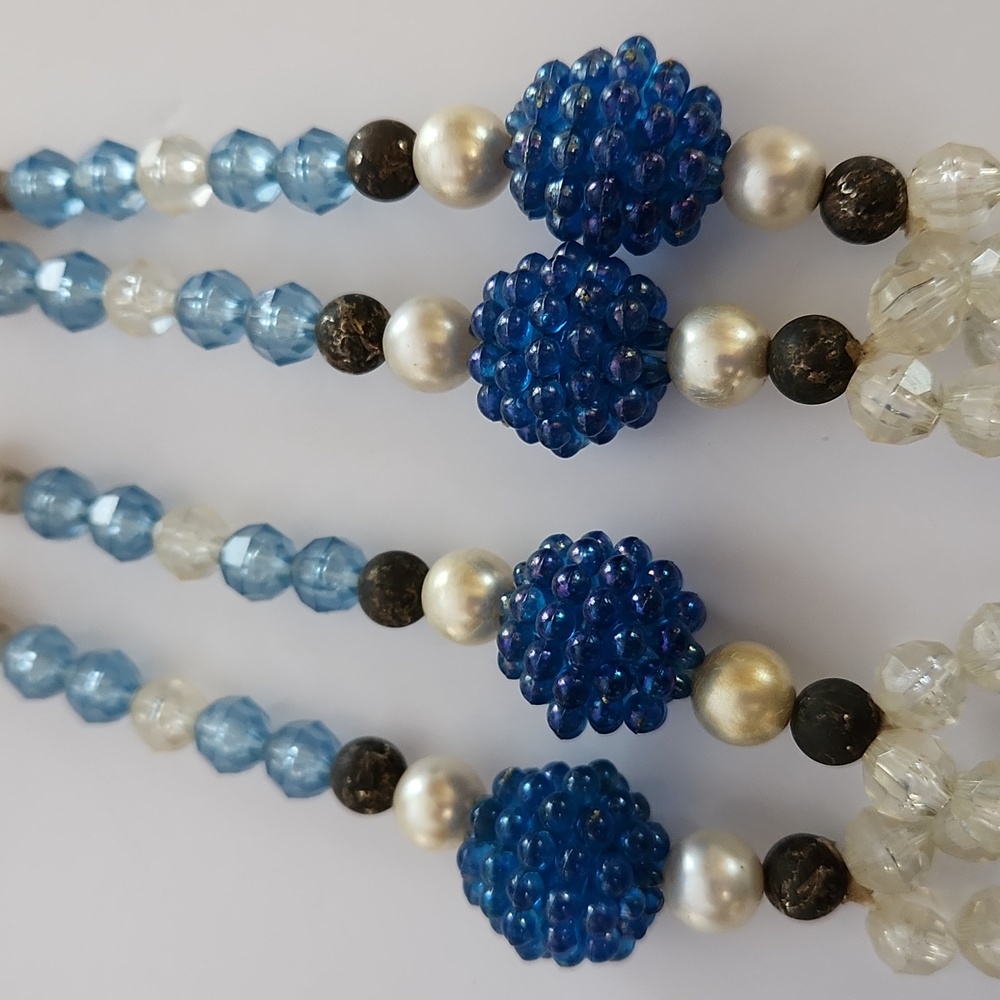 Unique vintage beaded plant hanger; see bead closeups